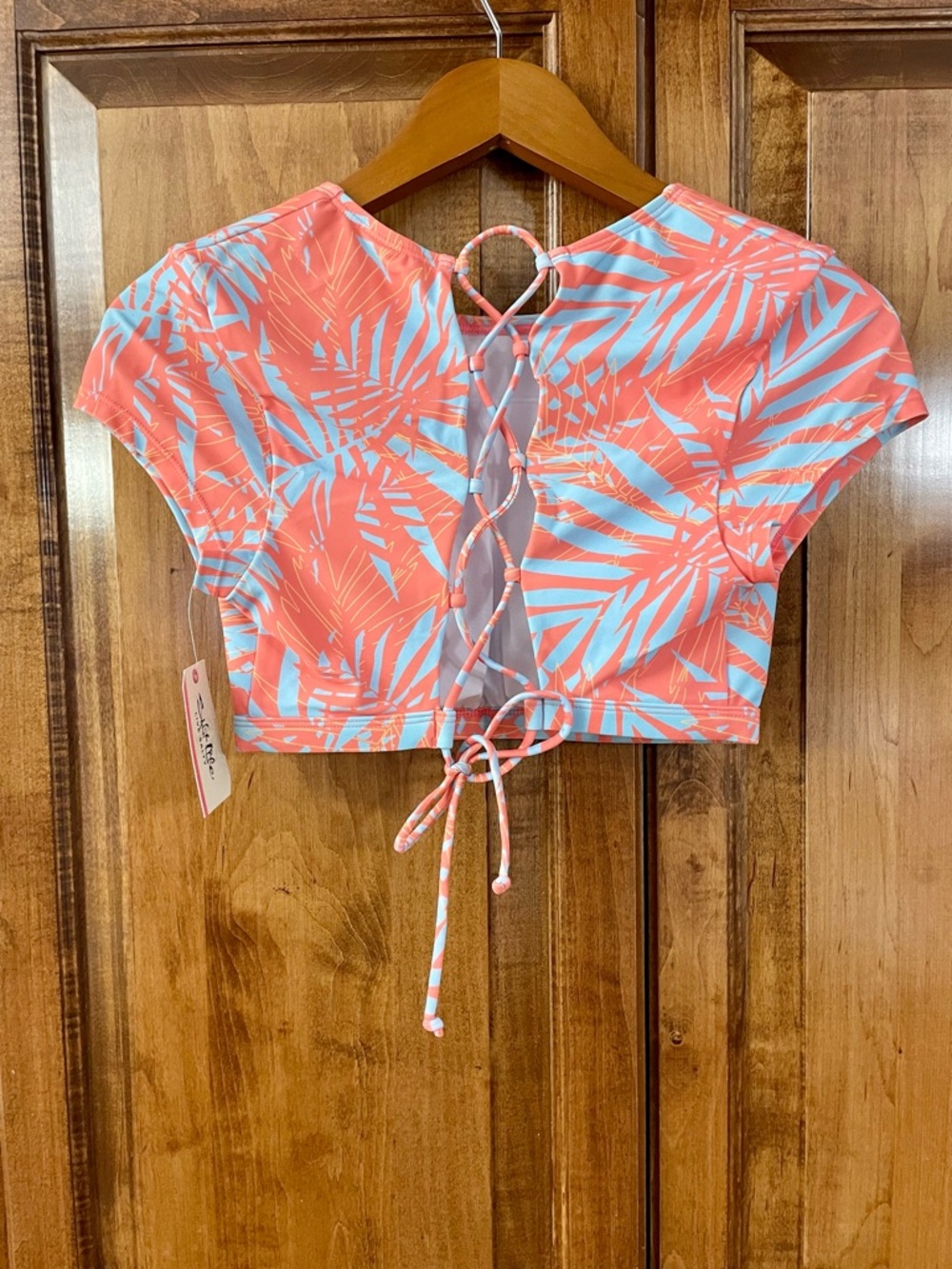 Salt Life Women’s Coral and Light Blue Palm-Print Cropped Swim Top - Picture 4 of 8